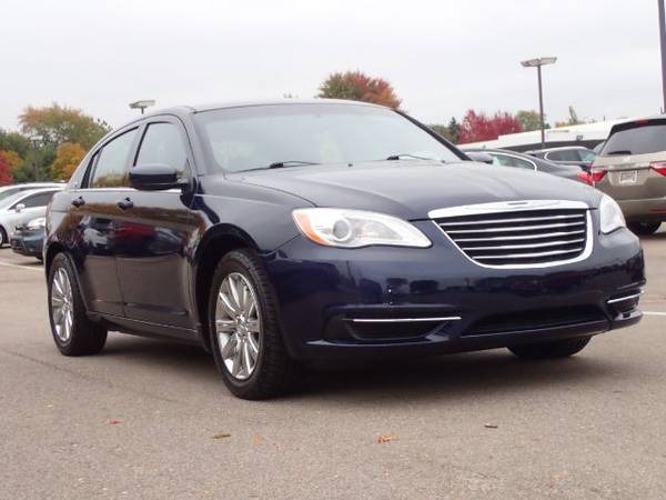 PRICE DROP Chrysler 200 Touring ( 63K ) - cars & trucks - by dealer... for sale in Waterford, MI – photo 6