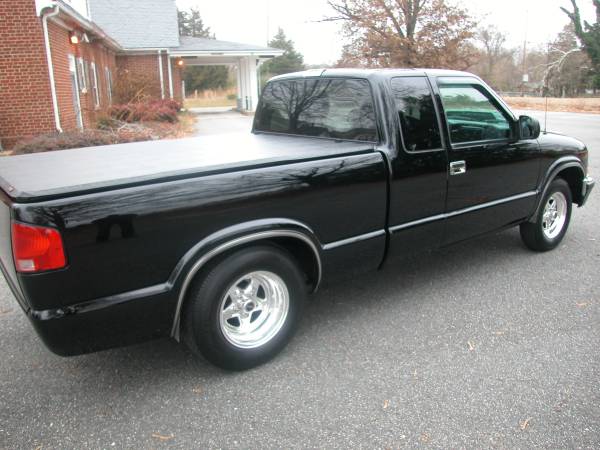 2000 Chevrolet S-10 Built to Show and Blow - - by for sale in Other, VA – photo 4