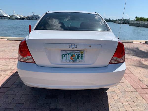 Hyundai Elantra Extra Clean for sale in West Palm Beach, FL – photo 3