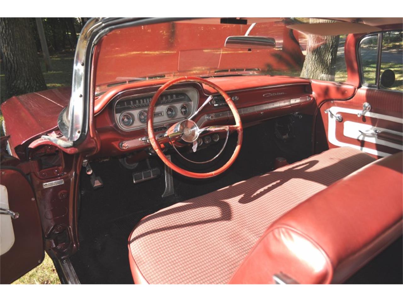 1960 Pontiac Catalina for sale in Livonia, MI – photo 16