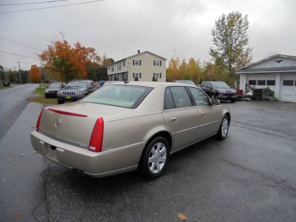 2006 Cadillac DTS 4-DR Southern Vehicle No Rust for sale in Derby vt, VT – photo 5
