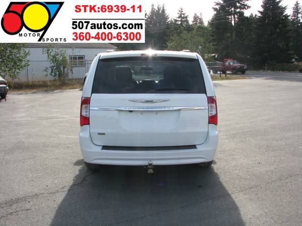 2016 Chrysler Town Country 4dr Wgn Touring - - by for sale in Roy, WA – photo 5