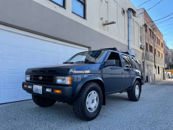 1995 Nissan Pathfinder SE-V6 4x4 for sale in Wenatchee, WA
