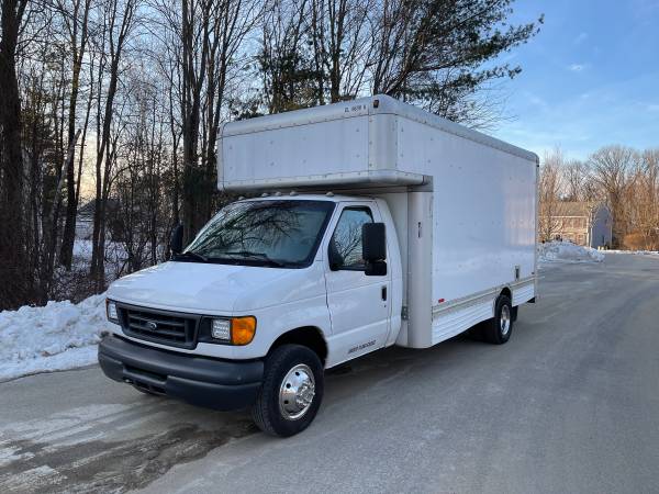 07 Ford E450 17 Box Truck Ready to Work for sale in Concord, ME – photo 3