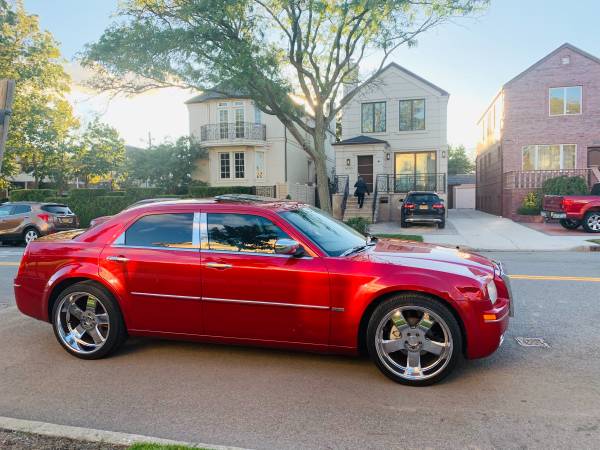 2010 Chrysler 300 Touring Signature Edition for sale in Brooklyn, NY – photo 6