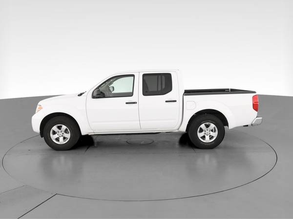 2012 Nissan Frontier Crew Cab SV Pickup 4D 5 ft pickup White -... for sale in East Palo Alto, CA – photo 5