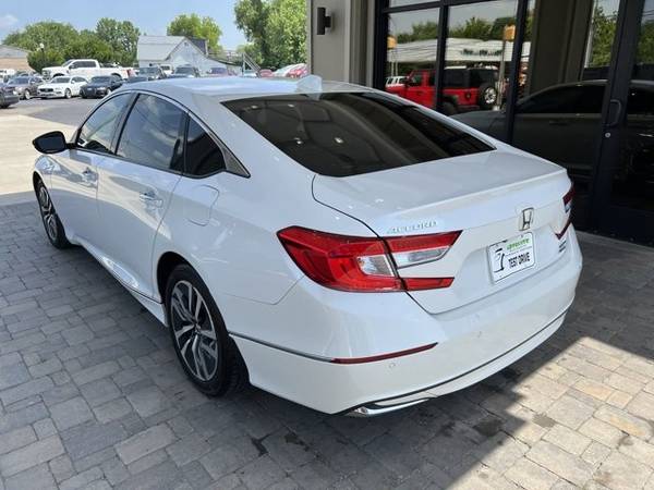 2019 Honda Accord Hybrid Touring - - by dealer for sale in Murfreesboro, TN – photo 9