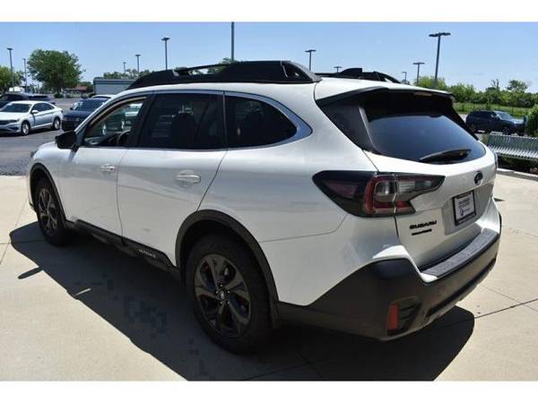 2020 Subaru Outback Onyx Edition XT - wagon - - by for sale in Crystal Lake, IL – photo 4