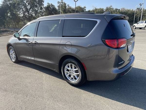 2020 Chrysler Voyager LXI Minivan, Passenger - - by for sale in Redding, CA – photo 5