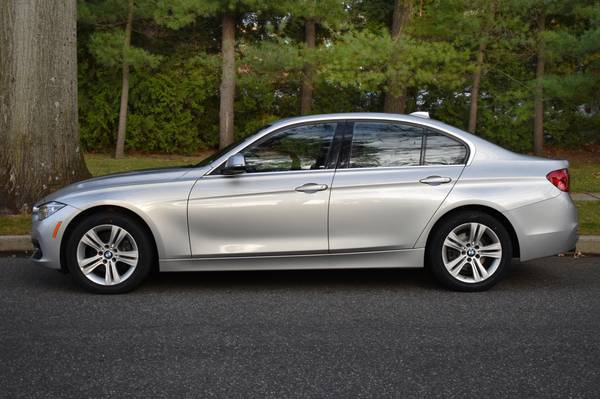 2018 BMW 330i xDrive - - by dealer - vehicle for sale in Great Neck, NY – photo 2