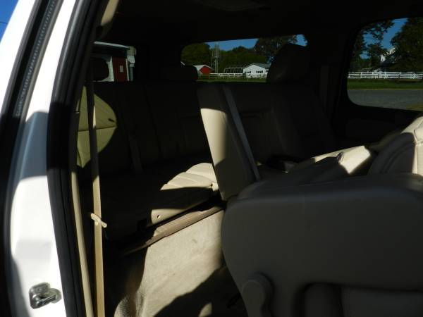2012 Chevrolet K1500 Suburban LTZ 5 3 V8 LC9 w/Flex Fuel - cars & for sale in Neshanic Station, NJ – photo 14