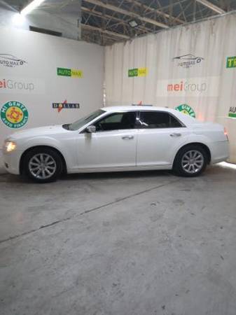 2011 Chrysler 300 Limited RWD - - by dealer - vehicle for sale in Arlington, TX – photo 7