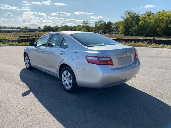 2009 Toyota Camry LE M/T for sale in Hendersonville, TN – photo 2
