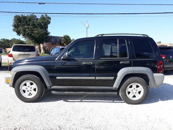 2005 Jeep Liberty Sport - Spacious, Clean, Auto - - by for sale in Clearwater, FL – photo 8