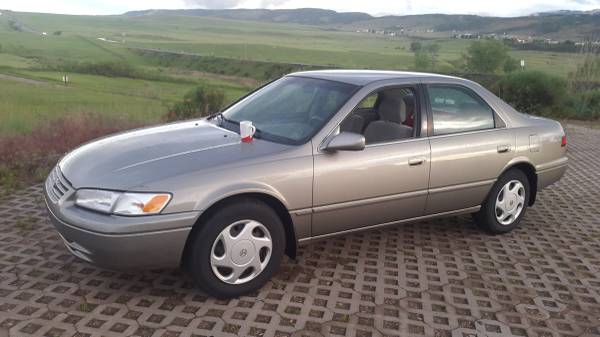1998 Toyota Camry LE for sale in Fort Collins, CO