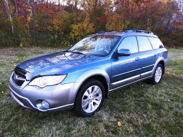 Subaru Outback LL Bean* 1 Owner* Dealer Serviced for sale in Hampton, MA