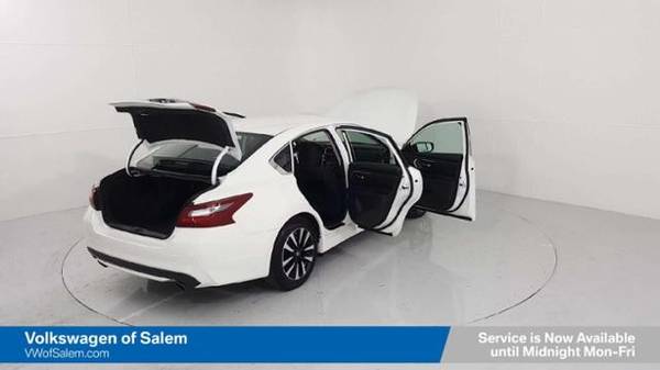 2018 Nissan Altima 2.5 SV Sedan Sedan for sale in Salem, OR – photo 12