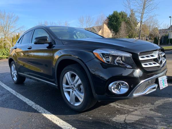 2019 MERCEDES BENZ GLA250 LOW MILES Black Clean Title - cars & for sale in Portland, OR