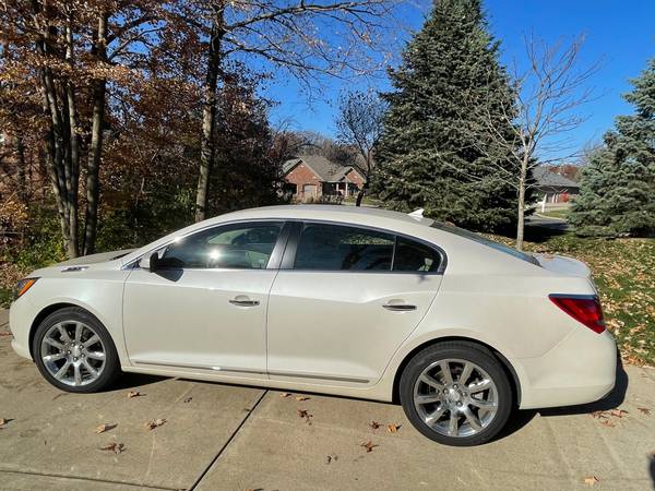 ‘14 Buick Lacrosse - cars & trucks - by owner - vehicle automotive... for sale in Morton, IL – photo 3