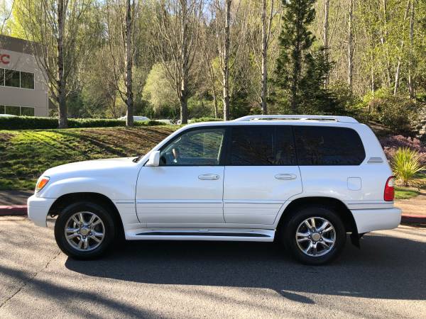 2004 Lexus LX470 4WD - Navigation, Low Miles, Clean title, 3rd Row for sale in Kirkland, WA – photo 8