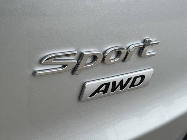 2018 Hyundai Santa Fe Sport 2 4 Base - SUV - - by for sale in Macomb, MI – photo 11