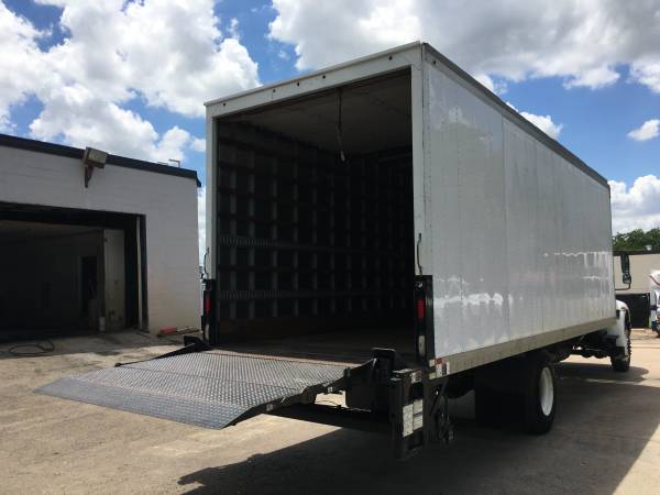 2015 INTERNATIONAL 4300 26ft Box Truck W/Liftgate 6.7L NO CDL... for sale in Arlington, TX – photo 6