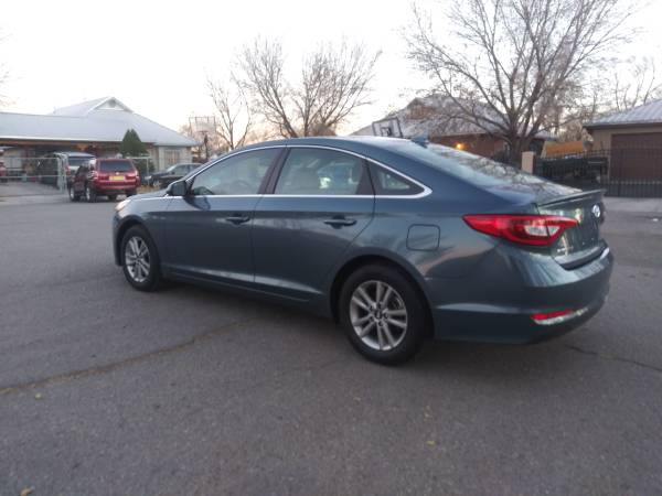 2017 Hyundai sonata 4 cilinders 2.4 with only 33,000 miles - cars &... for sale in Albuquerque, NM – photo 8