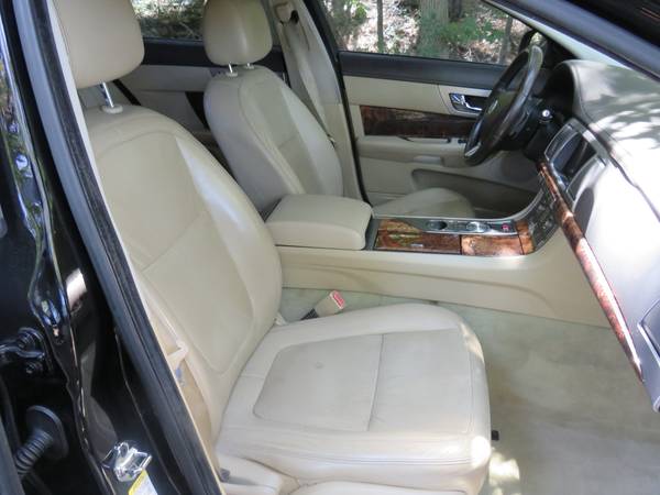 2009 Jaguar XF Premium - - by dealer - vehicle for sale in Matthews, NC – photo 16
