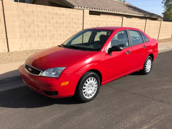 2005 Ford Focus SE ZX4 “1 owner, 110,000 miles, must see car” for sale in Phoenix, AZ – photo 3