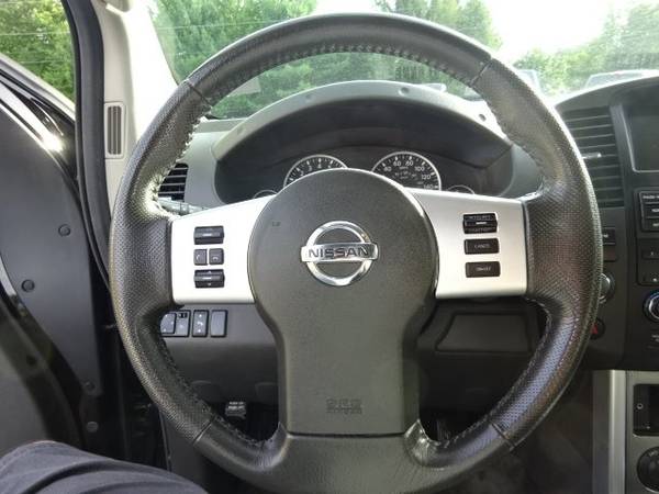 2012 Nissan Pathfinder 4WD 4dr V6 SV for sale in Kingston, NH – photo 7