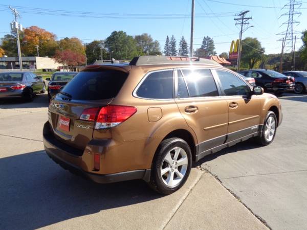 2013 Subaru Outback 2.5i Limited for sale in Marion, IA – photo 6