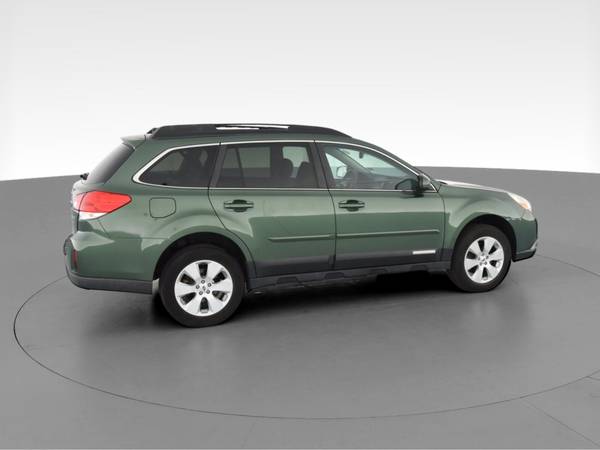 2011 Subaru Outback 3.6R Limited Wagon 4D wagon Green - FINANCE... for sale in Arlington, District Of Columbia – photo 12