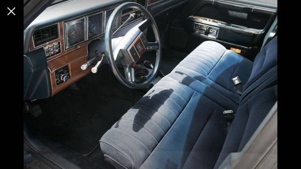 1988 Lincoln Continental - Custom Short Limo for sale in Lyons, IL – photo 4