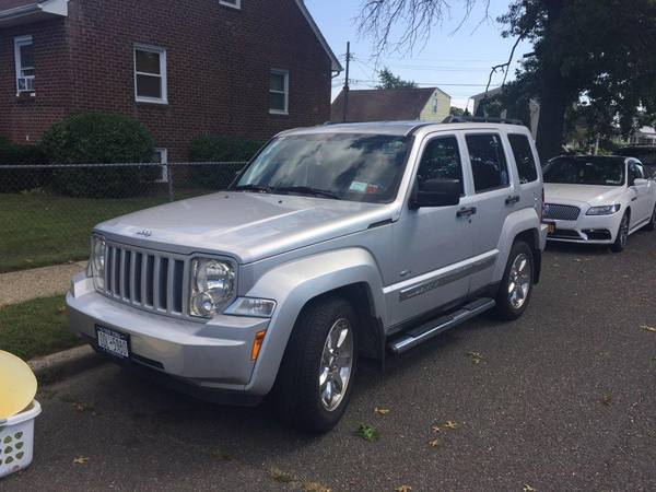2012 JEEP LIBERTY 4X4 for sale in Elmont, NY – photo 3