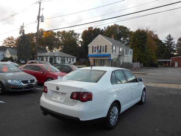 2010 VOLKSWAGEN JETTA 2.5S 5-SPEED MANUAL, ONLY 82K MILES. for sale in Whitman, MA – photo 5