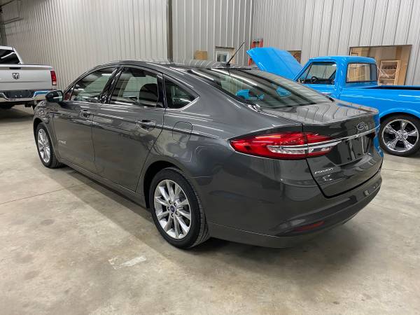 2017 Ford Fusion Hybrid 40 mpg CLEAN 109, 000 miles - cars & for sale in Conway, AR – photo 3