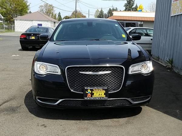 *2016* *Chrysler* *300-Series* *Limited* for sale in Spokane, OR – photo 2