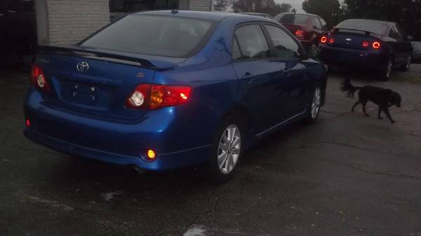 2010 Toyota Corolla Base 5-Speed MT for sale in York, PA – photo 3