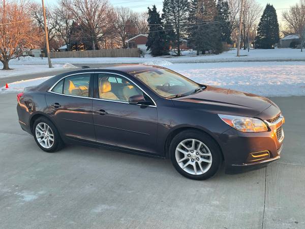 Gray 2015 Chevy Malibu LT (83, 000 Miles) - - by dealer for sale in Dallas Center, IA – photo 4