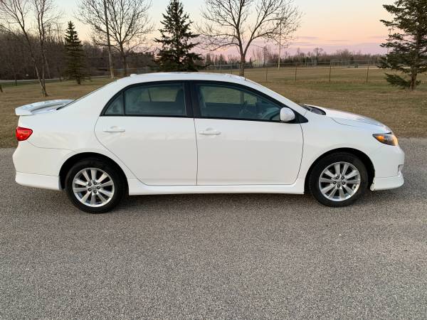 2010 Toyota Corolla S Sedan 4D, 89,578 miles - cars & trucks - by... for sale in Detroit Lakes, ND – photo 3