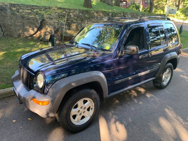 2007 Jeep Liberty Sport 4x4, Super Clean, Good Tires, Point A to B for sale in Bridgeport, NY