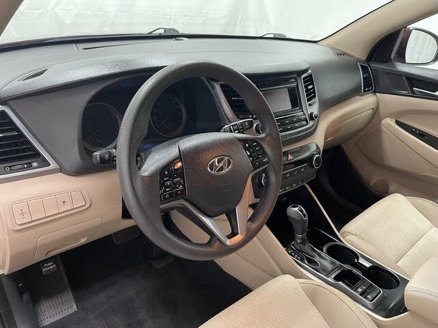 2016 Hyundai Tucson 1.6T Eco FWD with Beige Seats for sale in Lexington, KY – photo 2