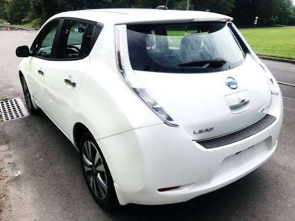 2013 Nissan LEAF - Financing Available! - cars & trucks - by dealer... for sale in Morrisville, NY – photo 5