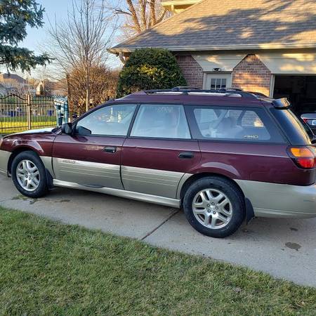 2000 (not 2020) Subaru Outback - cars & trucks - by owner - vehicle... for sale in Carmel, IN