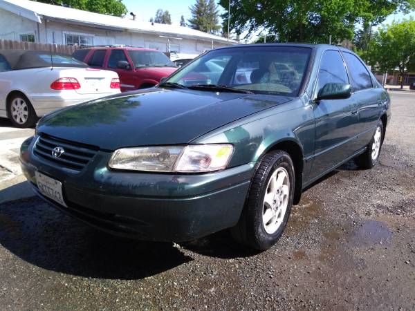 1998 Toyota Camry V6 a/c RELIABLE NICE salv. title 2 MORE CAMRY DEALS for sale in Sacramento , CA – photo 3