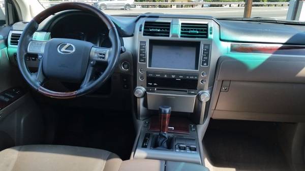 2011 Lexus GX 460 4WD Loaded Hard to Find Low Miles Must See for sale in Ashland, OR – photo 17