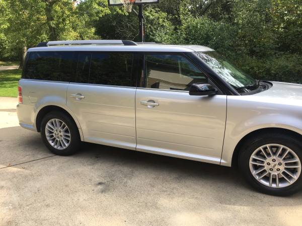 2013 Ford Flex SEL AWD Third Row for sale in Highland Park, IL – photo 2