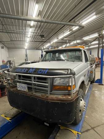 1994 Ford F350 Tow Truck Wrecker for sale in Wyoming, MN – photo 9