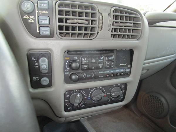 2000 GMC Jimmy SLT for sale in Lino Lakes, MN – photo 9