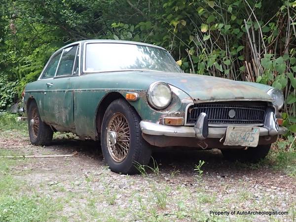1973 MGB GT with Overdrive Transmission - - by dealer for sale in Deep River, CT